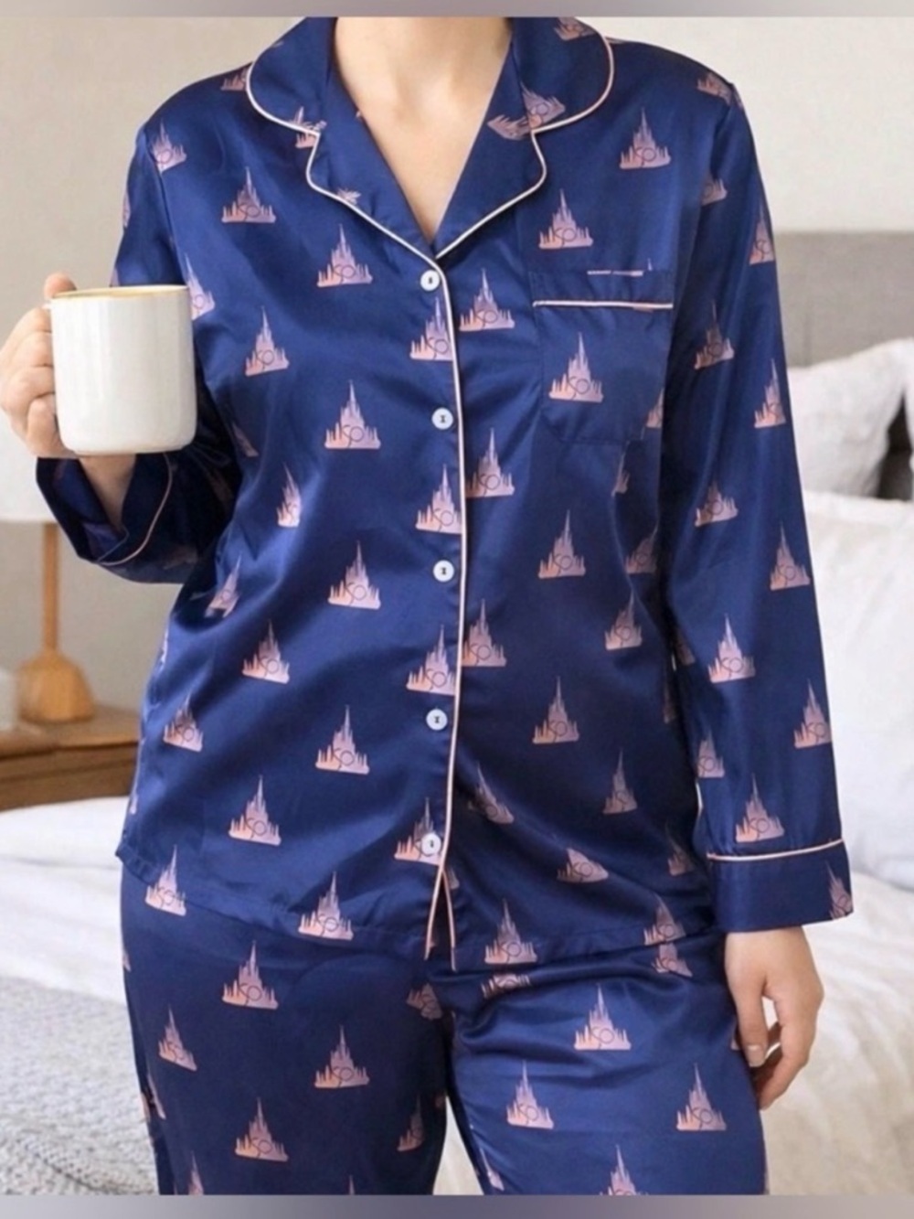 Disney World 50th Anniversary Satin SLEEPWEAR Pajamas Set Womens NWT 2XL